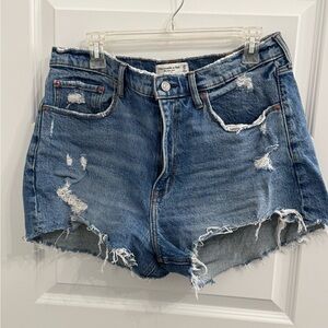 Abercrombie denim shorts size 32/14